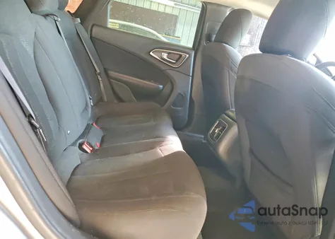 2015 Chrysler 200 Limited из США, поврежденный, VIN 1C3CCCAB7FN702158